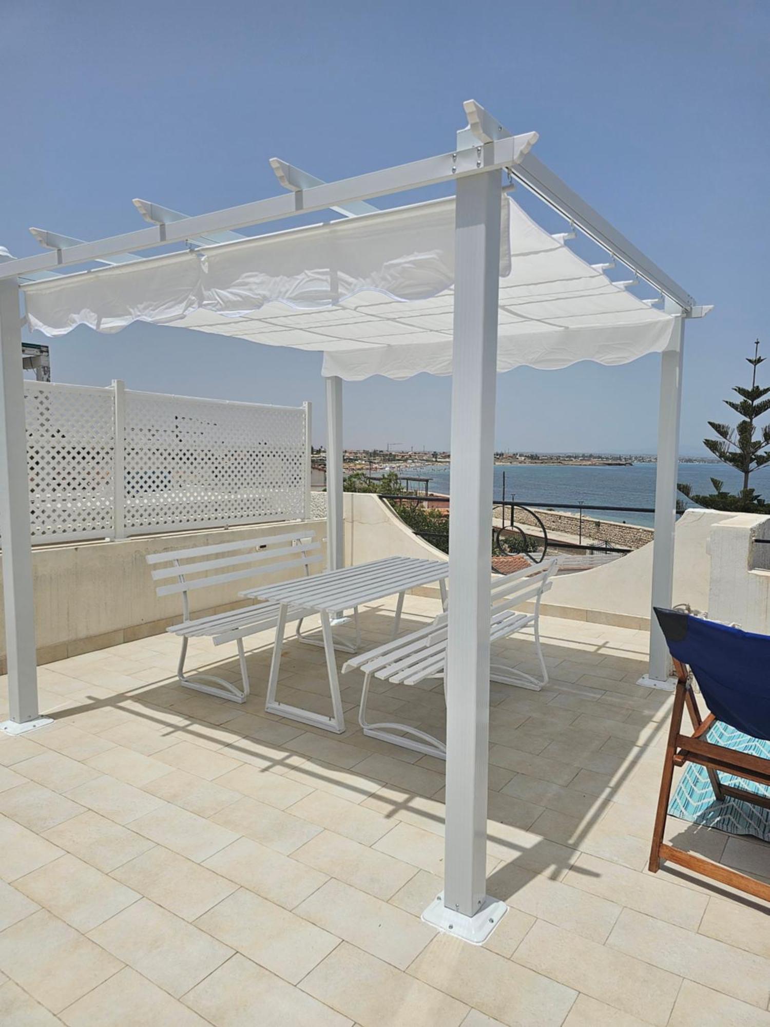 Seahorse In Marzamemi, Una Terrazza Sul Mare Apartment Стая снимка