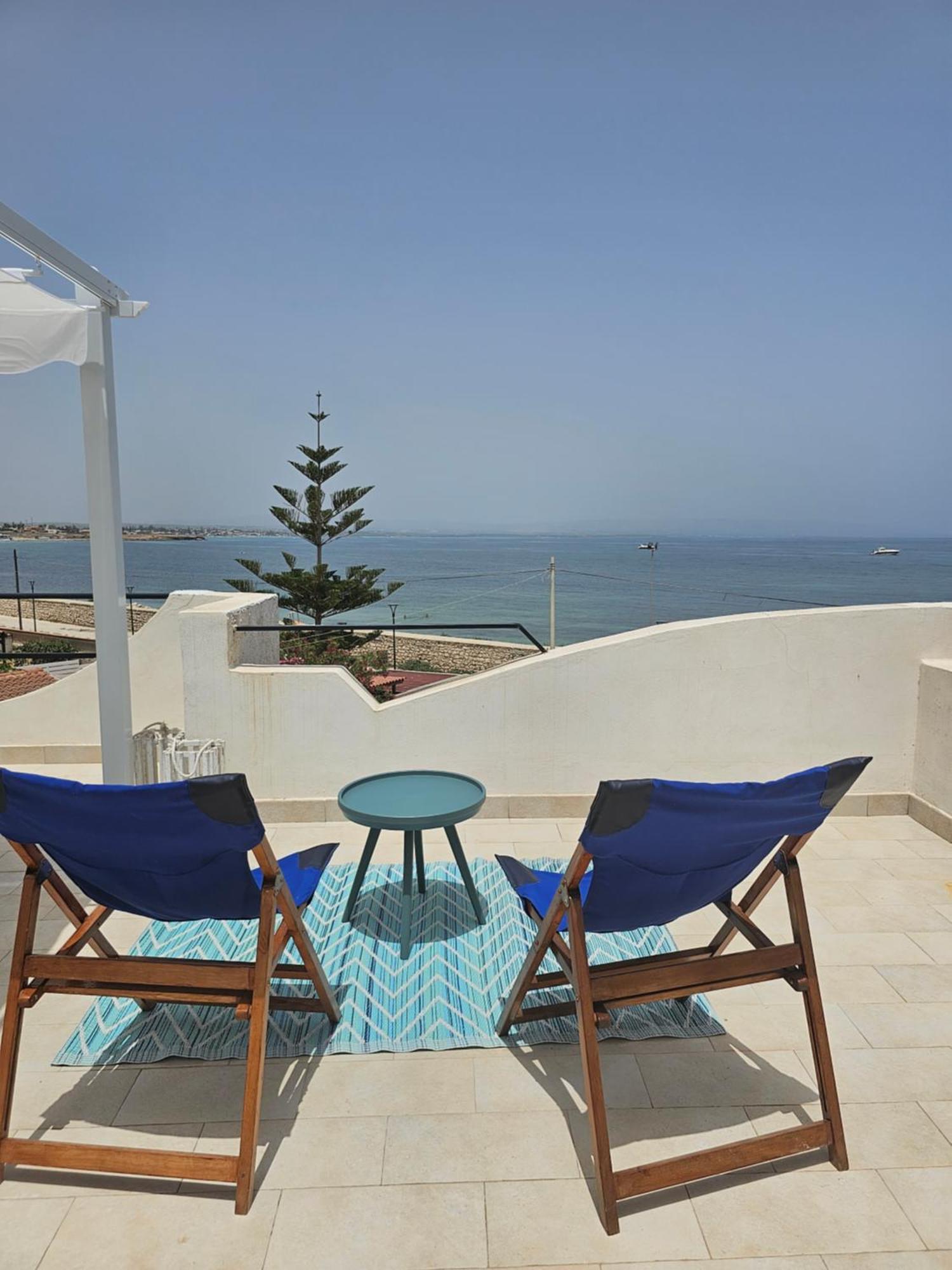 Seahorse In Marzamemi, Una Terrazza Sul Mare Apartment Стая снимка